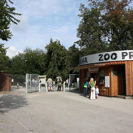 Pension Berg Прага Экстерьер фото