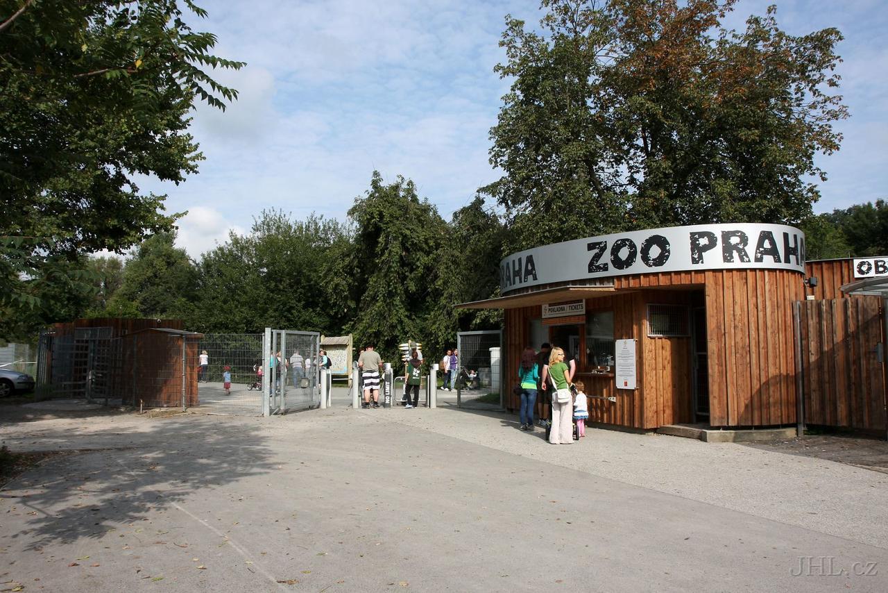 Pension Berg Прага Экстерьер фото